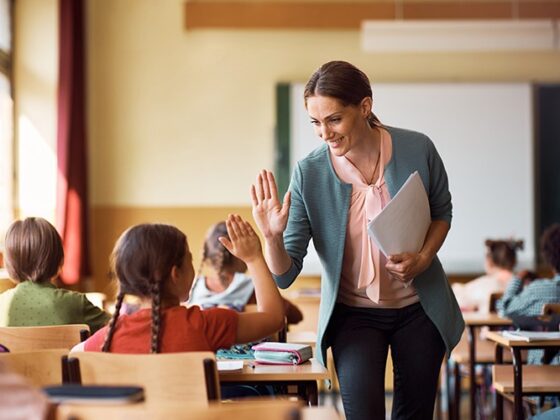 Schools, Local Governments Drive Upswing in Public Sector Hiring