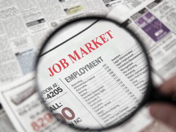 Year-End Hiring Signals How Workers Will Navigate Uncertainty in 2026